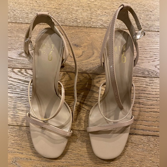 Mix No. 6 Sandals / Heels Size 7 - Picture 1 of 3
